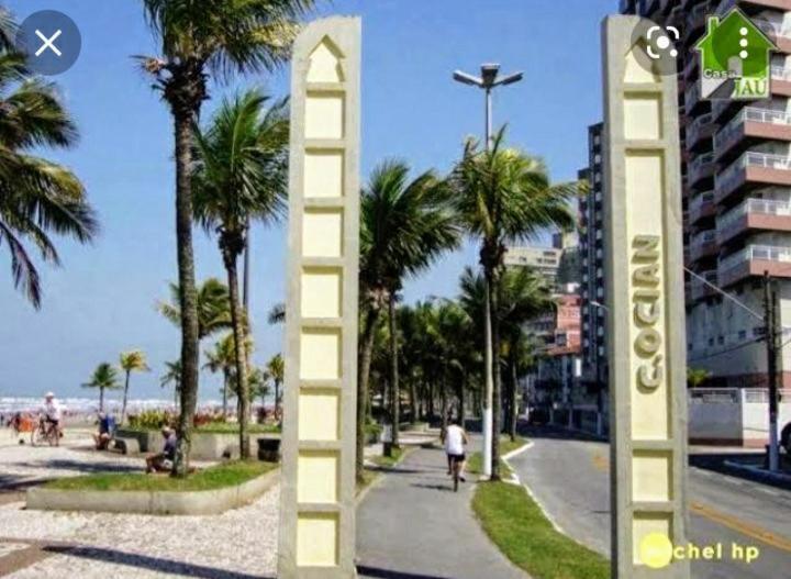 Apto Ocian centro Praia Grande Esterno foto